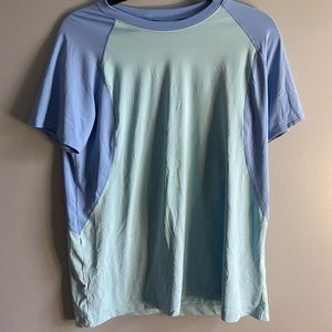 COLUMBIA RASH GAURD NEW